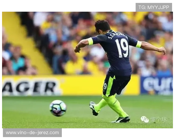 拒绝直播的足球明星背后的故事与选择分析